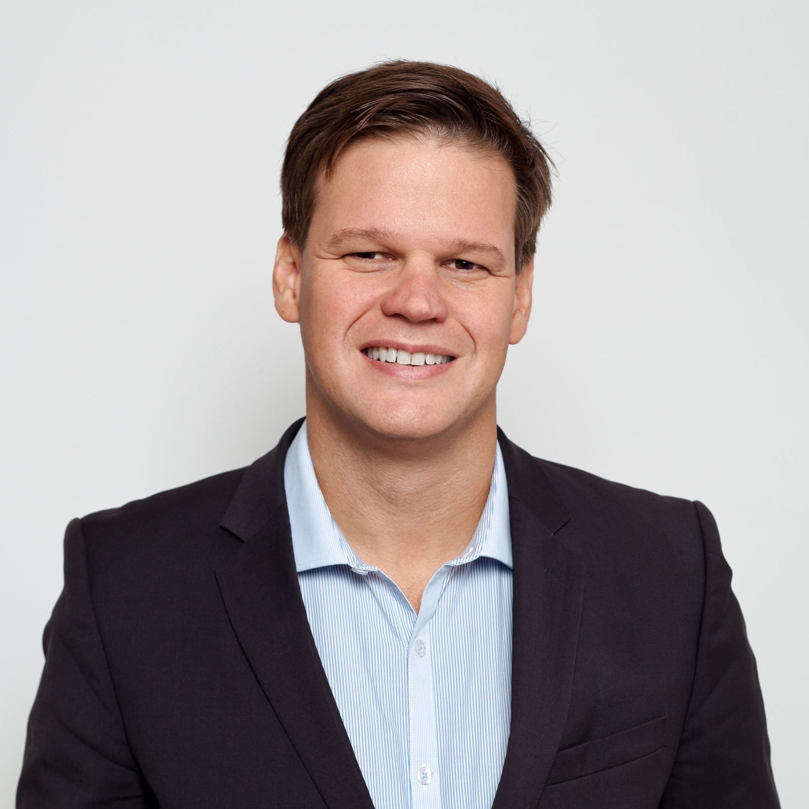 Porträt Arnaud Schott_quadratisch