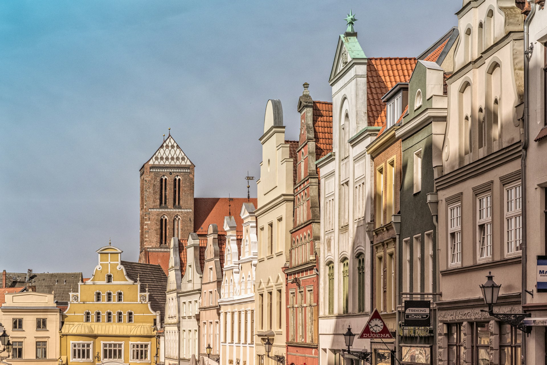 lobostudio hamburg vgmB3bZblHk unsplash