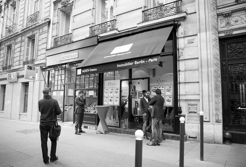 2008 Paris Vernissage Aden Immo Kim Metze Paris 21 SW